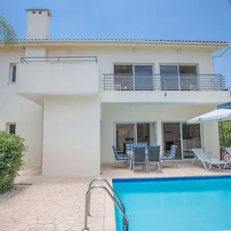 Villa Nemo 4 Protaras